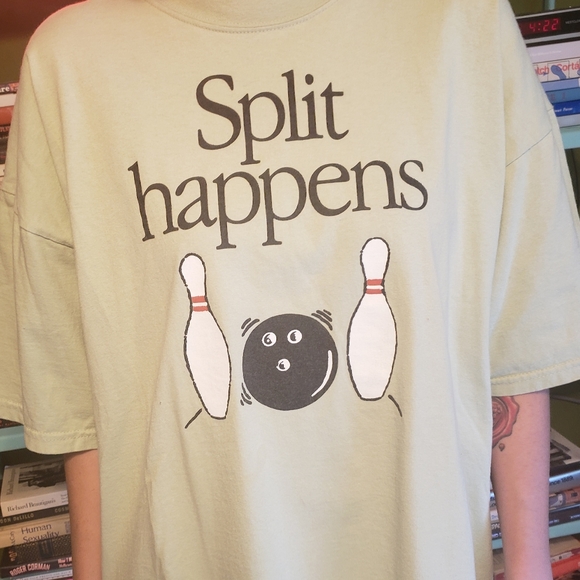 NWOT Oversized Tee - Picture 3 of 7